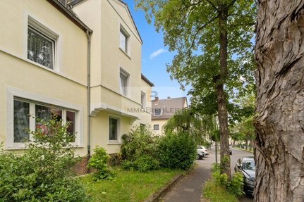 Investitionschance: Gepflegtes Mehrfamilienhaus mit Baugenehmigung für 4 Wohneinheiten!